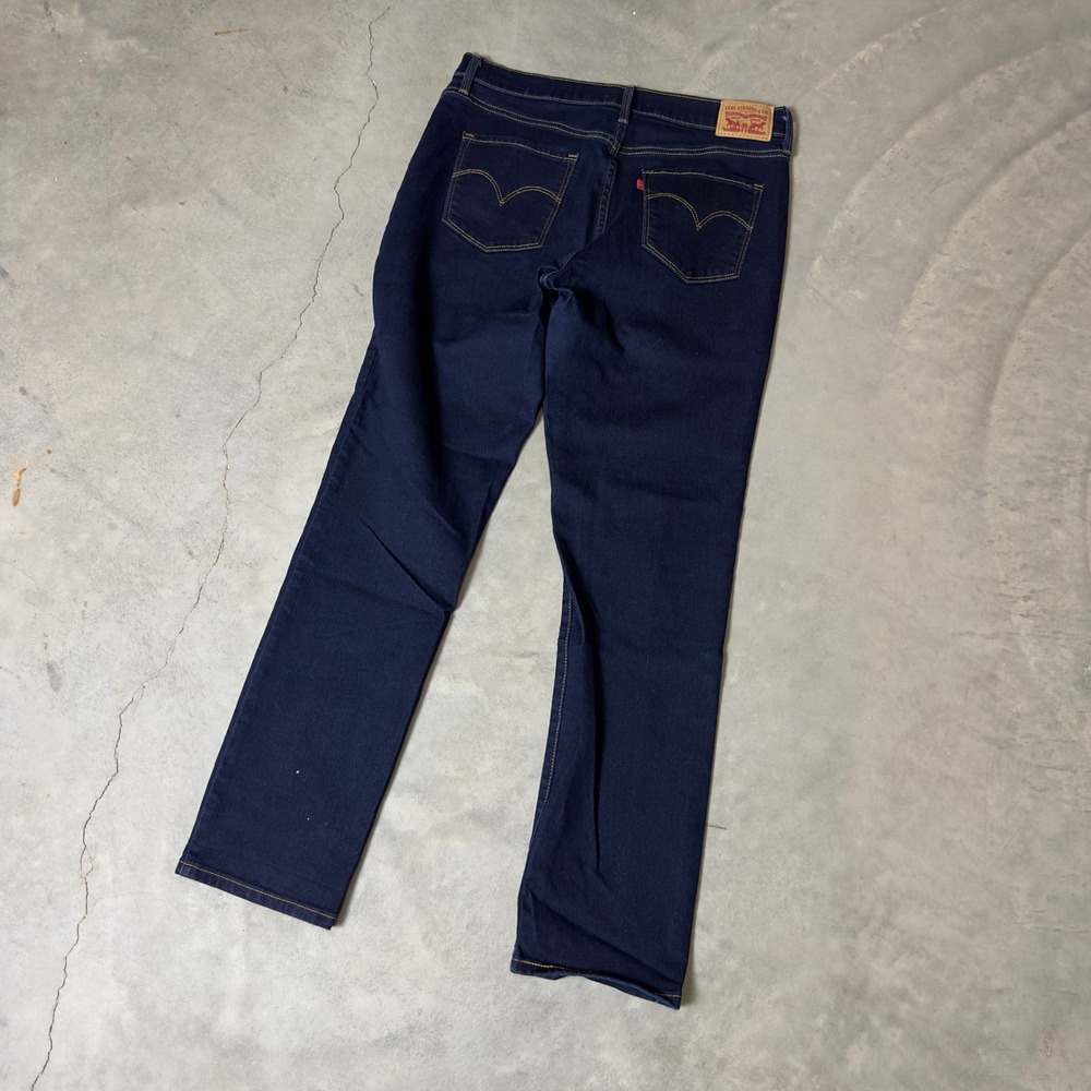 Levi's 312 Shaping Slim Jeans Womens 30 Dark Wash Indigo Denim Casual Mid Rise - Picture 2 of 6